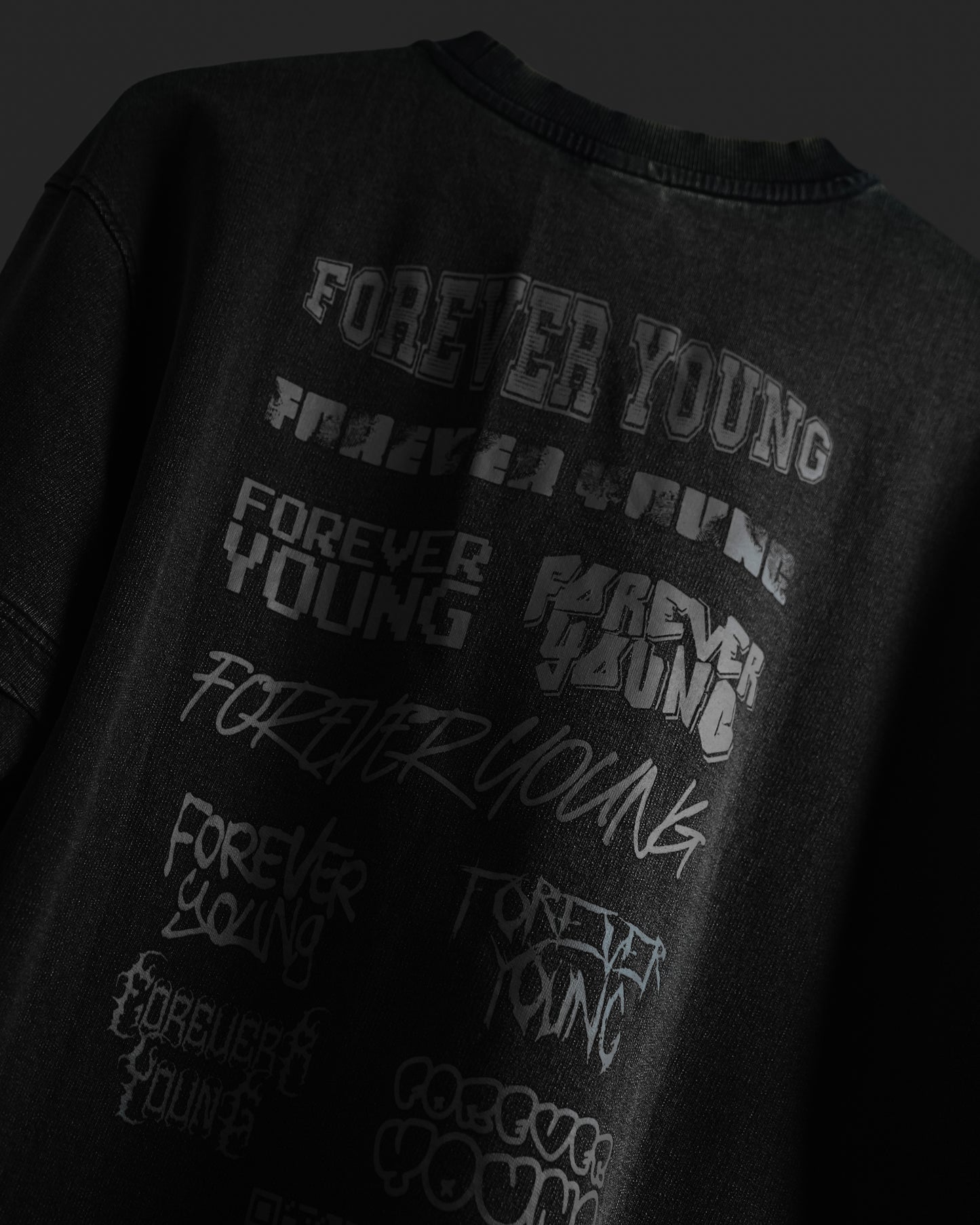 Forever Young Stone Wash - Oversized T-Shirt - Coal Black